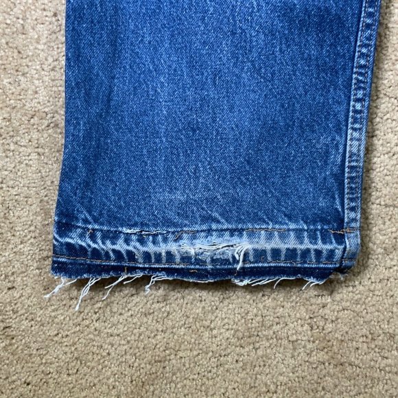 Vintage LEVIS Mens Jeans Sz 36x30 Boot Cut Red Tab Blue Denim Cotton Distressed - Picture 11 of 12